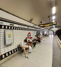 leicester square subway station