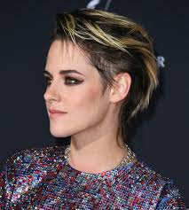 The twilight star will play one of the angels alongside british actresses naomi scott and ella balinska. More Pics Of Kristen Stewart Messy Cut 2 Of 40 Short Hairstyles Lookbook Stylebistro