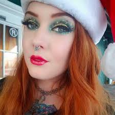 eye makeup is the new festive beauty trend