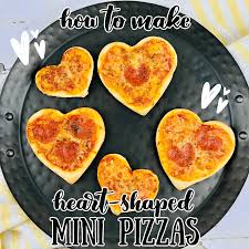 how to make a heart shaped pizza for