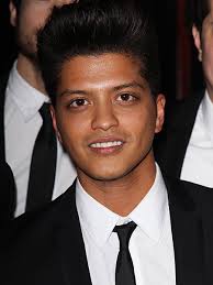 Singer Bruno Mars has escaped conviction from his arrest for cocaine possession, cutting a deal for community service instead. bruno-mars.jpg - 0128-bruno-mars