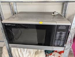 1200watt Microwave Complete With