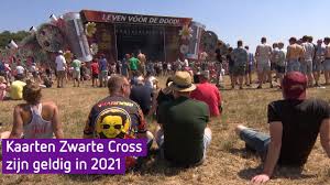 Omdat de tickets van 2020 geldig blijven voor 2021, is ook direct de zwarte cross 2021 uitverkocht. Kaartjes Zwarte Cross Blijven Geldig Tante Rikie Komt Volgend Jaar Terug Youtube