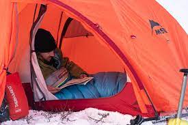 Let's have a look at how you can stay warm at night during a winter camping trip. 9 Tips For Staying Warm While Winter Camping The Summit Register
