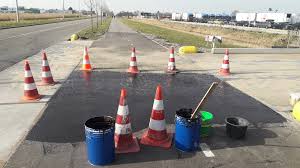 Bu sayfada asfalt nedir asfalt ne demek asfalt ile ilgili sözler cümleler bulmaca kısaca asfalt anlamı tanımı açılımı asfalt hakkında bilgiler resimleri asfalt sözleri yazıları kelimesinin sözlük anlamı nedir. Asfalt Repareren Zwammerdam Groep