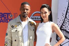 In news that proves truly anyone could be someone's humiliating parent, jamie foxx will star in a new netflix sitcom titled dad stop embarrassing me. Jamie Foxx To Star In Netflix Series Dad Stop Embarrassing Me Upi Com