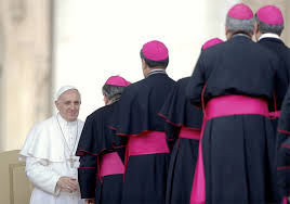 Resultado de imagen de obispos alemanes niegan saludo al papa