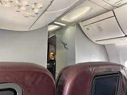 flying qantas boeing 737 business cl