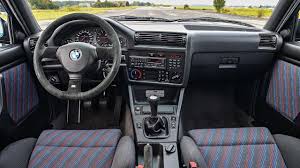 It is the ultimate development of bmw's m3 (e30), itself an earlier homologation special of 5,000 units executed for the 1988 dtm season. 1989 Bmw M3 Sport Evolution Cardashboards