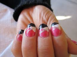 Using a natural pink base, paint some nails with lace designs using glossy black and on others, use a gray tone to mimic her hose and paint polka dot designs on top. Pink And Black Nail Designs 10 Hd Wallpaper Cute Nail Designs With Black Pink And White 1600x1200 Wallpaper Teahub Io