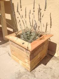 recycled diy pallet planter box