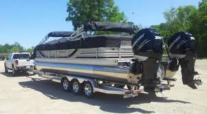 Definitive Guide To Towing A Pontoon Boat The Pontoon Site