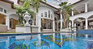 photos this miami style mansion in
