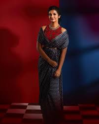 You can also drape your saree in different style and then add a definition to the entire look by fixing a belt. How To Style Your Sarees With Belts