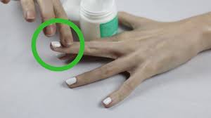 marble nail effect using water