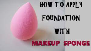 apply foundation with makeup sponge
