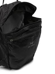 arc teryx index 15 backpack farfetch