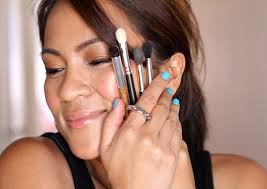 organize your makeup brushes