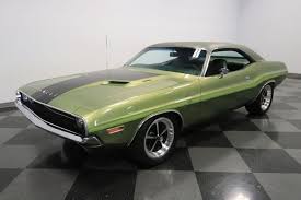 Cool Color Combo 1970 Dodge Challenger