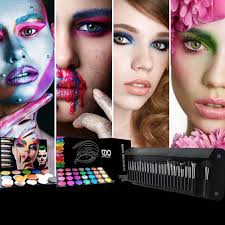 discover our makeup courses worldwide
