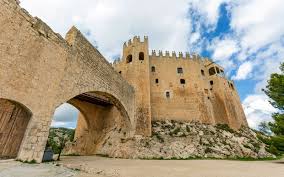 The latest tweets from vélez sarsfield (@velez). The Velez Blanco Castle The Palace Disguised As A Fortress Whose Courtyard Ended Up In New York Fascinating Spain