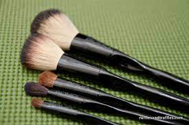 soho makeup brushes giveaway