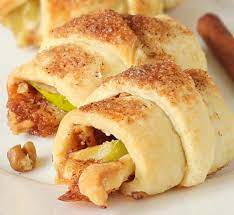 easy apple pie bites cakescote