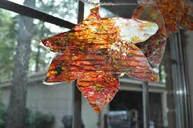 Fall Leaves Sun Catchers To Make With
