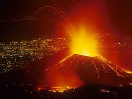 Vulkane: Beobachtung - Vulkane - Naturgewalten - Natur - Planet Wissen
