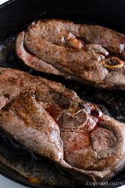 deer steak recipe on the stovetop