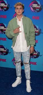 Jake is famous on 6 second video app vine and has more than 5 million followers. Jake Paul Height Weight Age Girlfriend Biography More Starsinformer