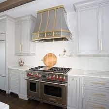 Browse a range of extractor hoods, glass cooker hoods and cooker hood filters from brands like elica, neff and best. Stainless Steel Kitchen Hood Brass Trim Design Ideas