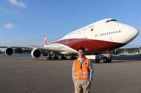 business jet qatar amiri boeing 747 8