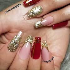 Quick & easy to get these black gold acrylic nails at. 43 Best Ideas For Nails Design For Wedding Red Gold Glitter Gold Acrylic Nails Gold Nails Prom Red And Gold Nails