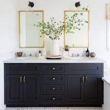 But here's what you can do to bring some vibrant color into that plain bath, no matter what your budget. 9 Best Paint Colors For Bathrooms