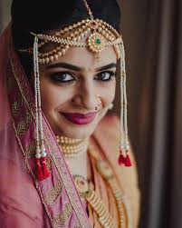 wedding essentials for maharashtrian brides