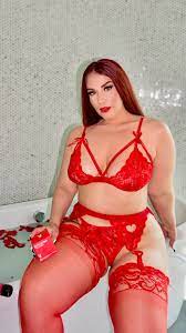 Ruby Red on X: Black Friday Sale on my Exclusive Content ❤️ 1st Month is  FREE and discounted PPV messages 🥵 t.coOknJ8mqEeC  t.cov2sHYV0Vkb  X