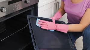 How To Best Clean An Oven Detailed