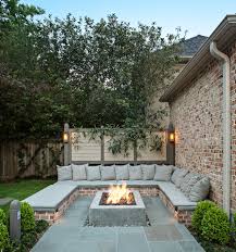 75 Retaining Wall With A Fire Pit Ideas