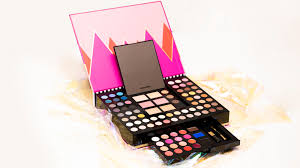 20 best gifts for makeup 2021