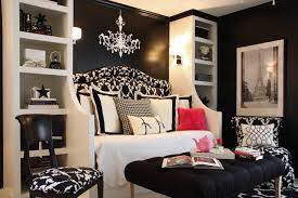 black and white bedroom photos