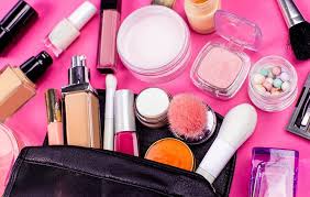 makeup bag essentials the only 5 items