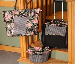 easy to sew travel bags with quilted fabric