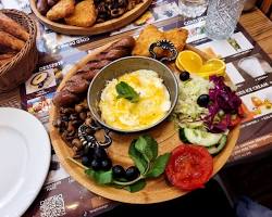 Ayran in Turkish hotel breakfast的圖片