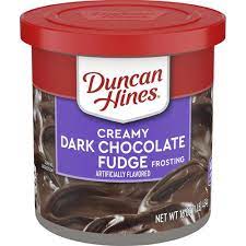 Dark Chocolate Fudge Buttercream Frosting gambar png