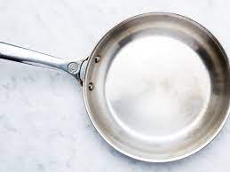 how to turn a stainless steel skillet