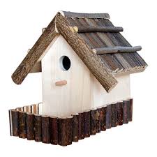Ето едно интересно предложение как да направите и украсите ваша собствена дървена къщичка за птици. Ksha Za Ptici S Ograda