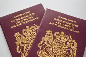 Customers to benefit from online passport application roll out - GOV.UK