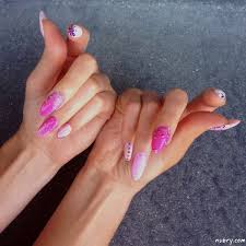 bachelorette party sti nails with