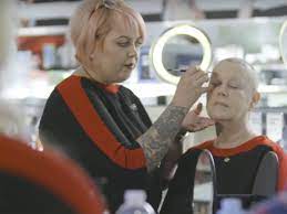 free makeup cles to cancer patients